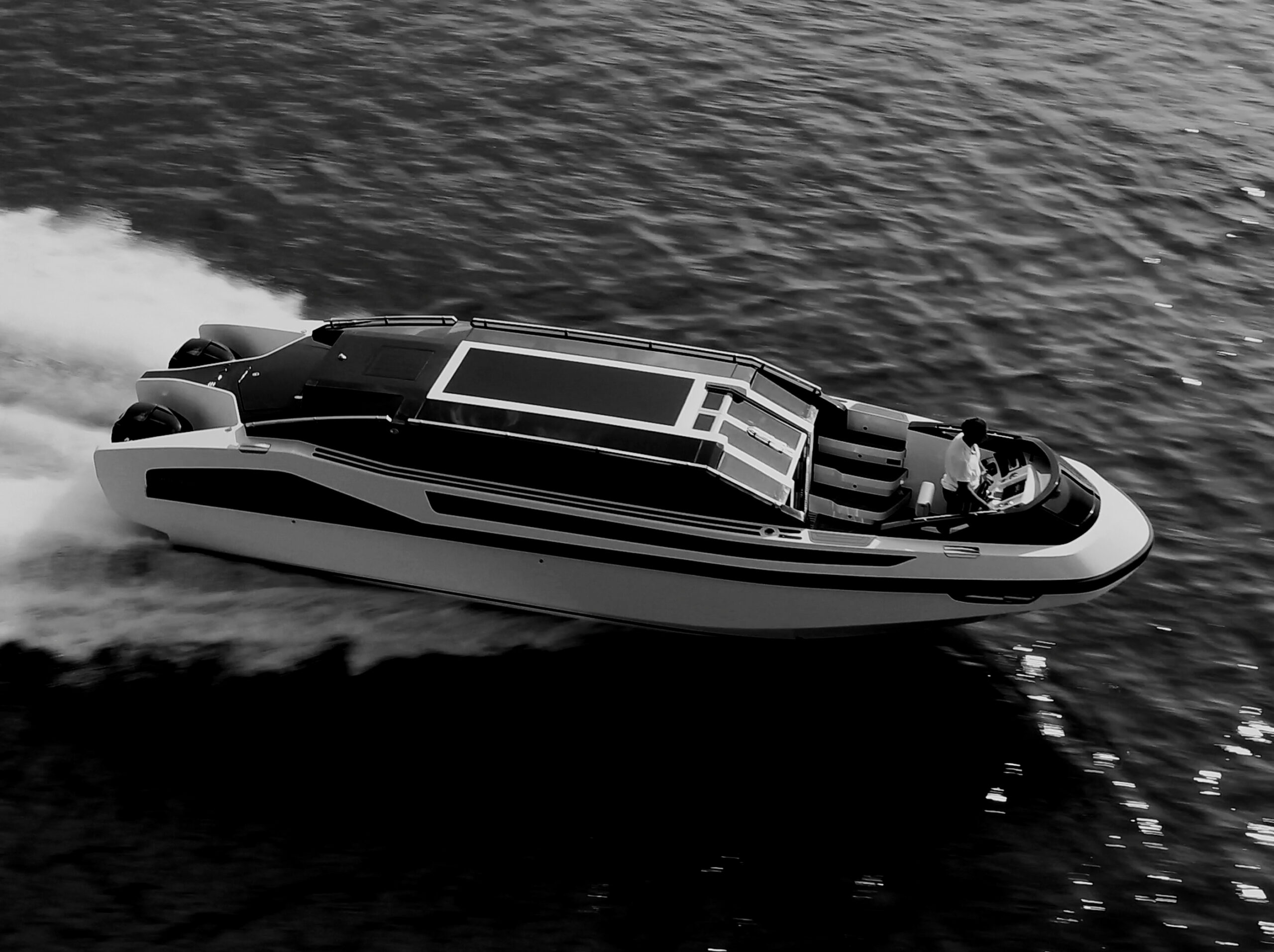 projects-vessels-limo-tender-lt34c-hullno1-3